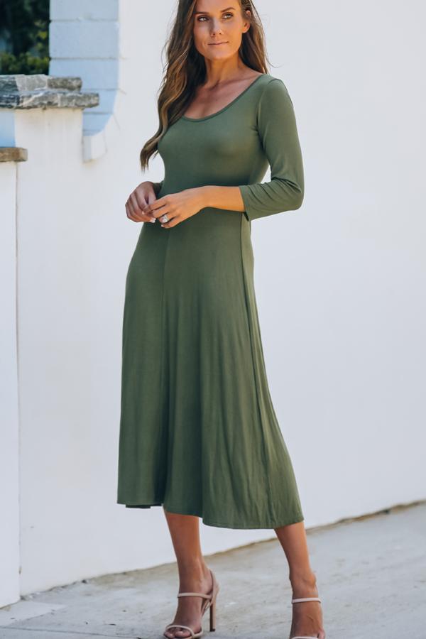 Round Neck Three Quarters Sleeve Casual Dress