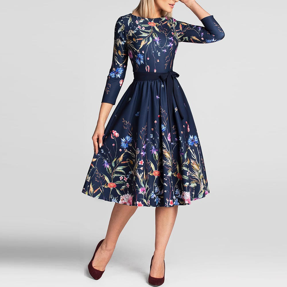 Printed seven part sleeve lace up elegant dress