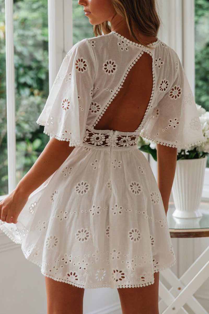 O-Neck White Lace Mini Dress