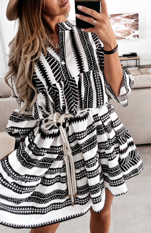 Women's Mid Sleeve Geometric Print Dress