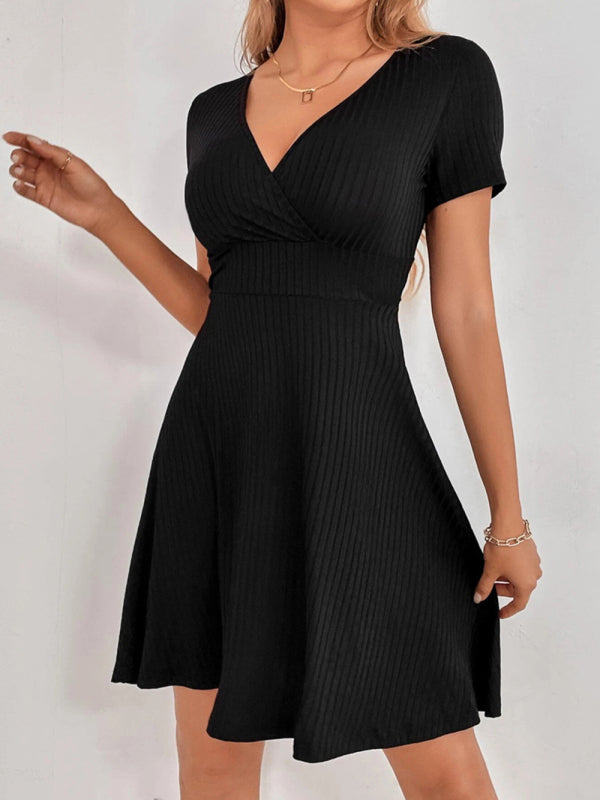 Women's Knitted Sexy Backless V-neck Ruffle Short Sleeve Dress