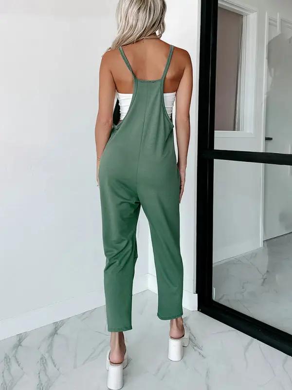 Loose casual loose jumpsuit with suspenders