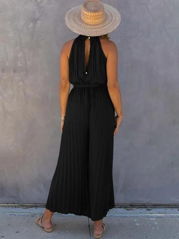 New women's off-shoulder halter neck pleated jumpsuit