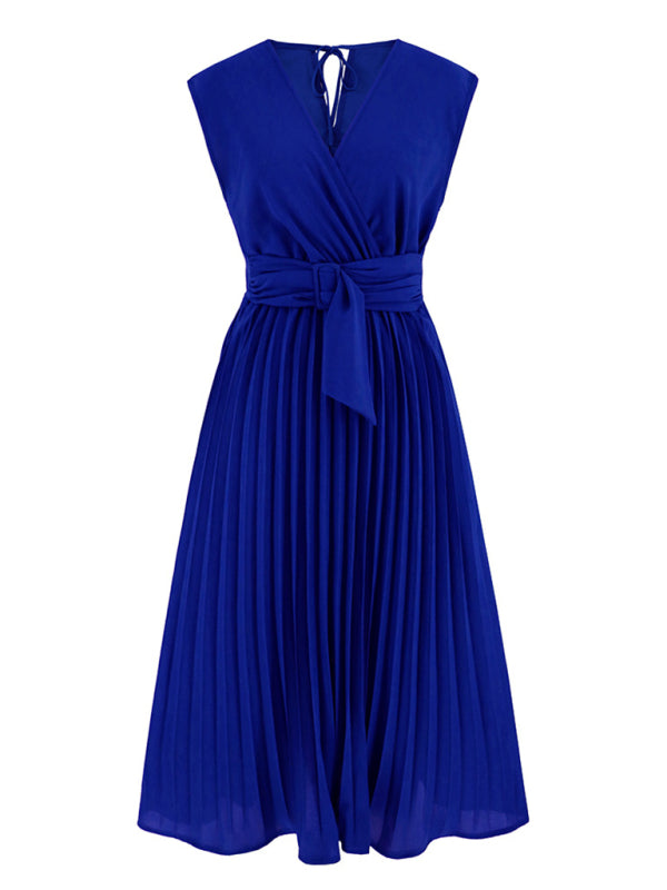 Sleeveless V-neck strappy pleated dress