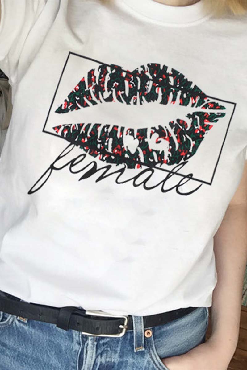 Noveify Lip T-shirt